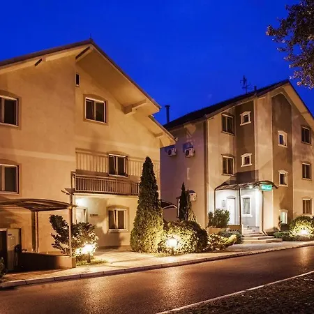 Cozy Withy Yard And Private Parking Motel Belgrade