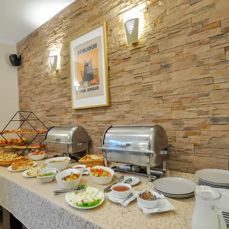 Cozy Withy Yard And Private Parking Motel Belgrade