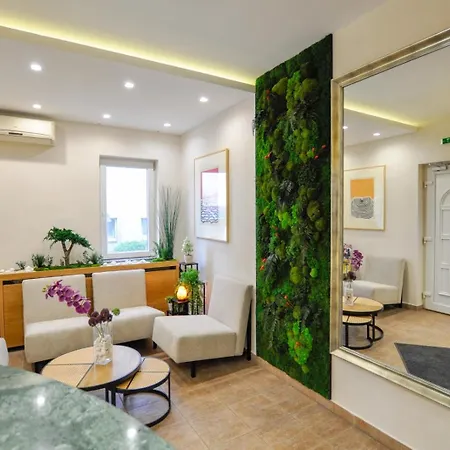Motel Cozy Withy Yard And Private Parking Belgrade